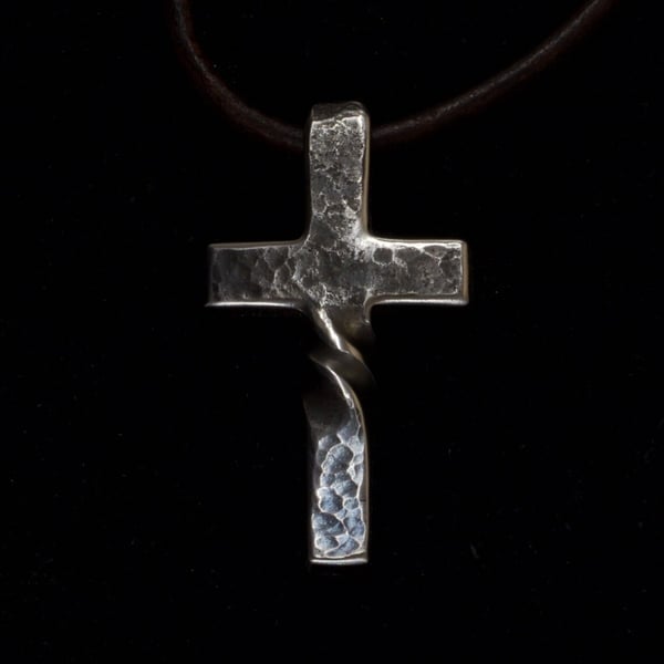 💋Handmade - Cross Necklace