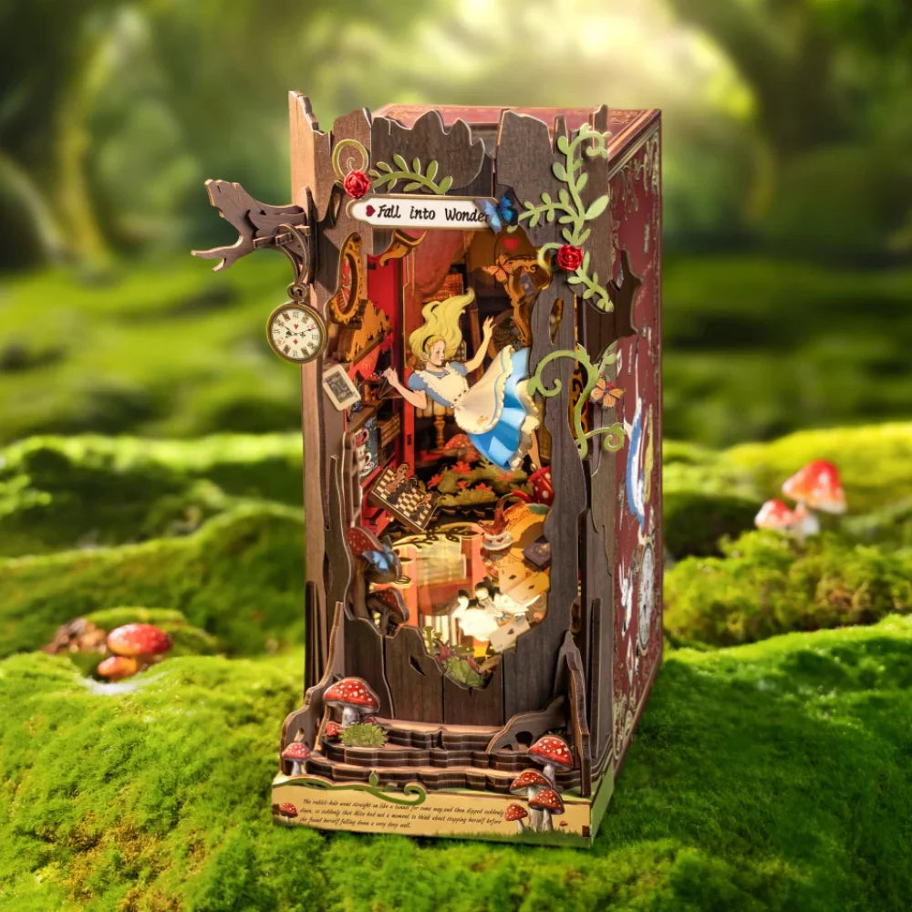 Alice In Wonderland Inspired Book Nook Kit ✨️